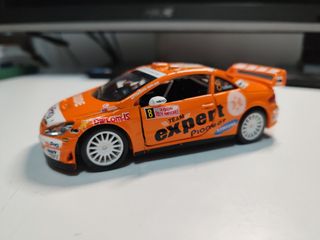 Peugeot 307 WRC Rally 1:32
