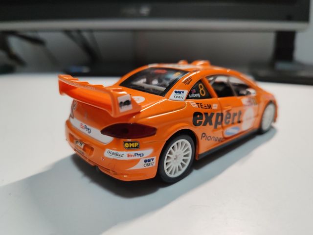 Peugeot 307 WRC Rally 1:32