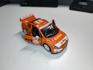 Peugeot 307 WRC Rally 1:32