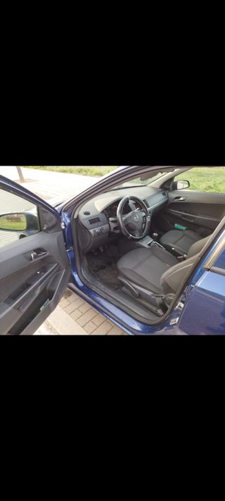 Opel Astra 2004