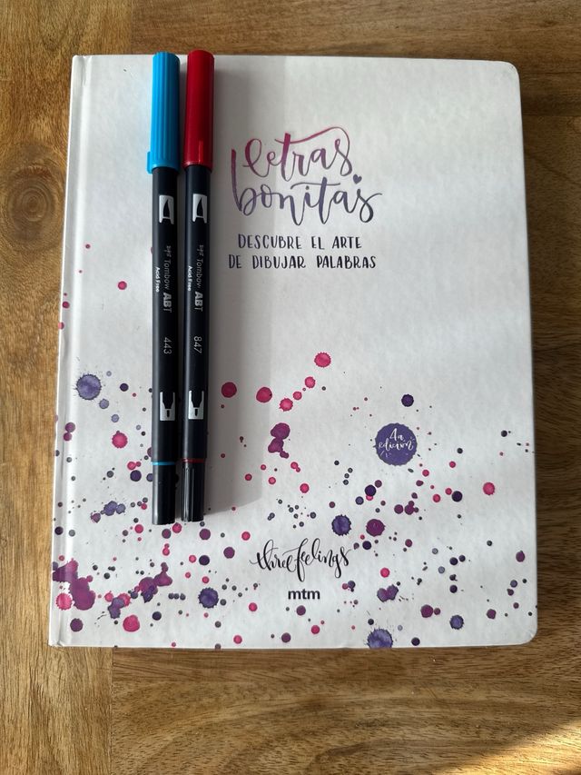 Letras Bonitas. Libro + 2 rotuladores Tombow