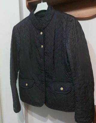 Cazadora acolchada negra