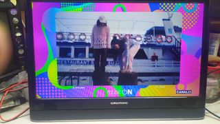 TV Grundig 22 LED HD T2 12V