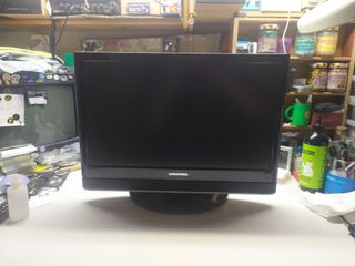 TV Grundig 22 LED HD T2 12V