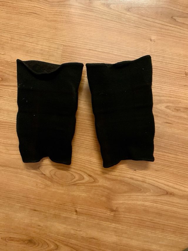 Rodilleras Voley Molten Negras