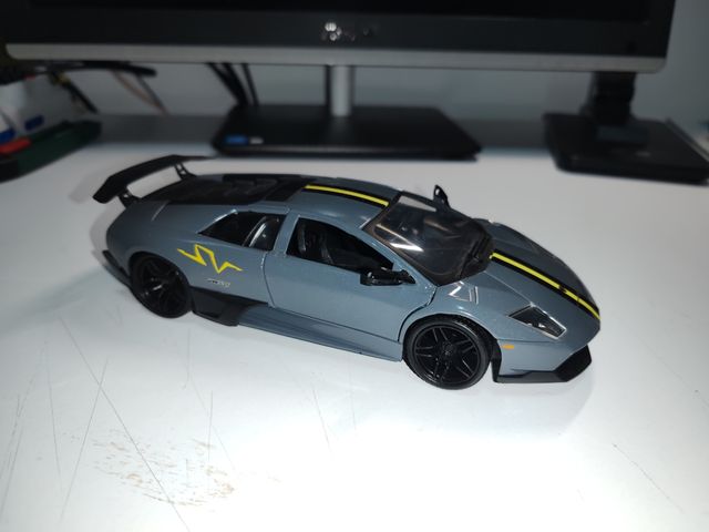 Lamborghini Murcielago LP670-4 SV Scala 1:24