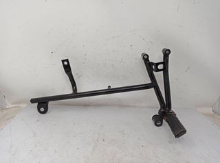 Estribera Trasera Derecha Con Soporte Honda Cbr F