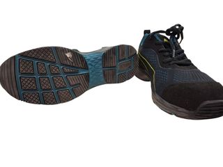 Zapatos de trabajo.