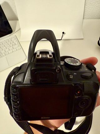 Fotocamera reflex Nikon 3100