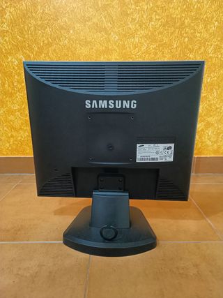 Monitor Samsung SyncMaster 913v Prata
