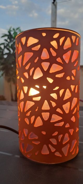 Lámpara Naranja Decorativa