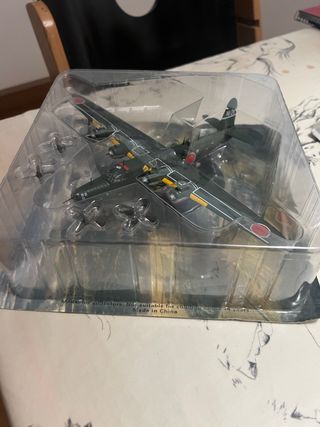 Maqueta Avión Militar Escala 1:72