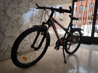 Bicicleta BH 14 Negra y Roja