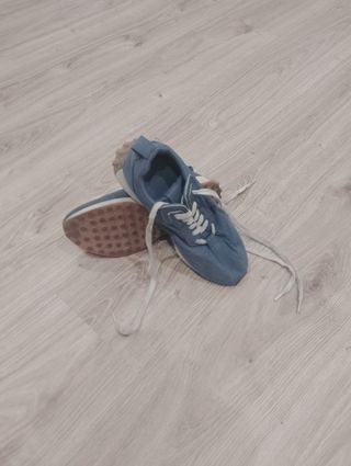  Sneakers azul celeste en tendencia – comodidad.
