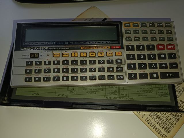 Calculadora Científica Casio FX-880P
