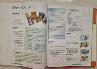 New Streetwise Intermediate.Student's Book +Workb