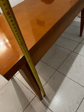 Mesa de comedor abatible de madera