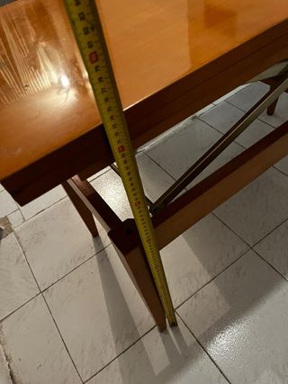 Mesa de comedor abatible de madera