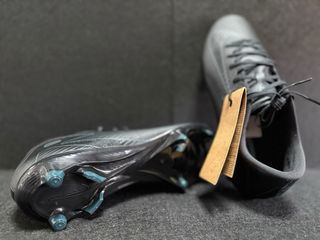 Botines Nike Legend 10 Club IC T44