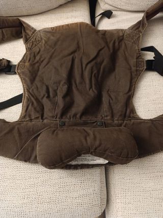 Mochila Portabebés Boba Marrón