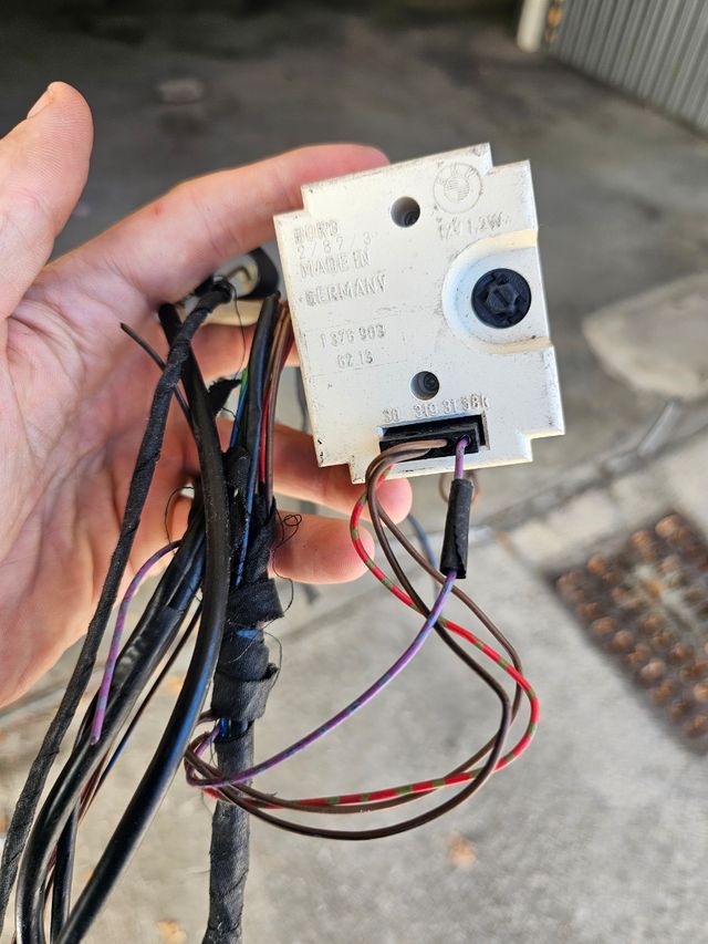 Orologio BMW E30 con cablaggio