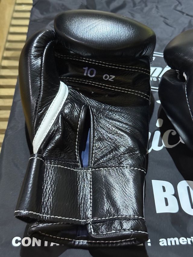 Guantes de Boxeo Winning 10 oz Negros