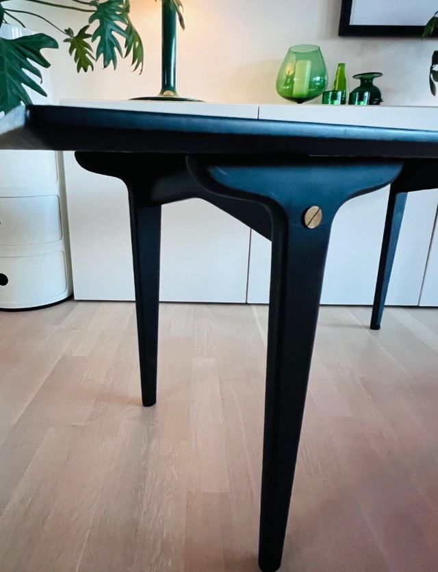 🇸🇪 Mesa de centro de palisandro.