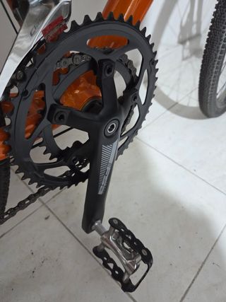 Bicicleta Gravel Naranja