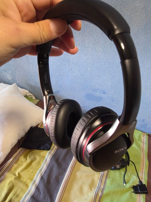Bose QuietComfort 35 II + Sony MDR10RC