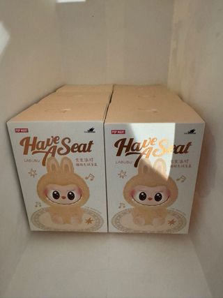 Labubu Have a Seat (completo)