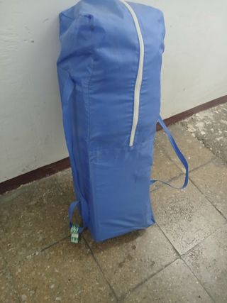 Cuna de viaje azul