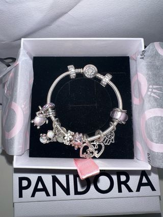 Pulsera Pandora Plata y Rosa.