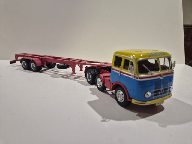 Mercedes LPS 333 Jansen 1/43 Altaya