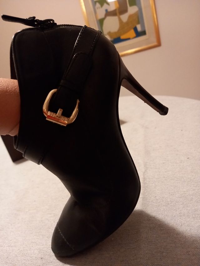 Botines Carolina Herrera Talla 38