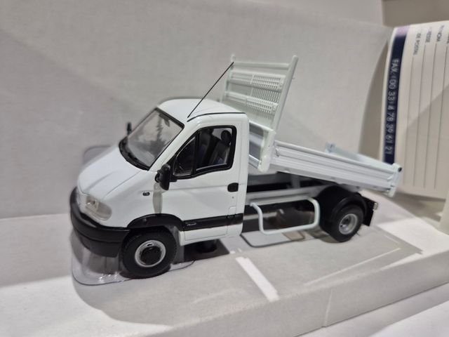 Renault Mascott 1/43 Norev