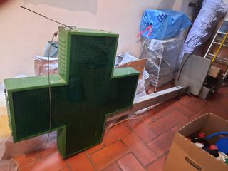 Cruz Farmacia Verde