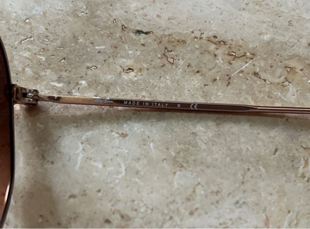 Occhiali da sole Ray-Ban esagonali color rame