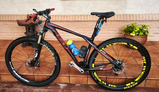 Bicicleta MTB Carbono 29 Rígida.