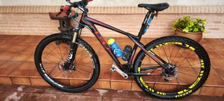 Bicicleta MTB Carbono 29 Rígida.