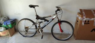 Bicicletta a doppia sospensione Strong 26