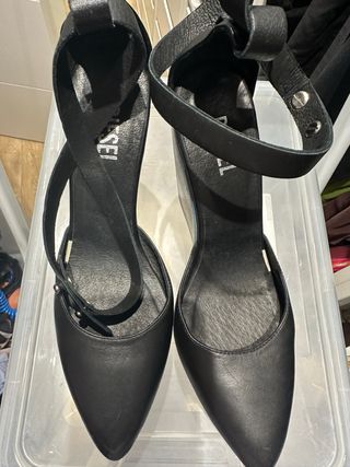 Zapatos de tacón Diesel piel negros talla 39