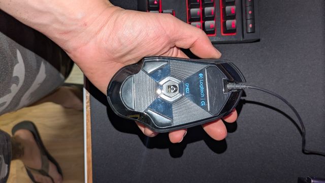 Teclado Corsair K63 y Ratón Logitech G402