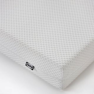 Colchón viscoelástico IKEA. 