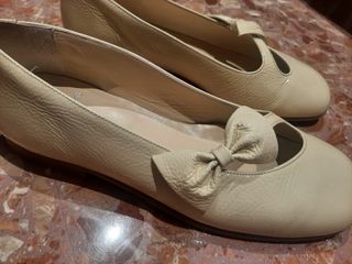 Zapatos Landa niña comunión beige lazo