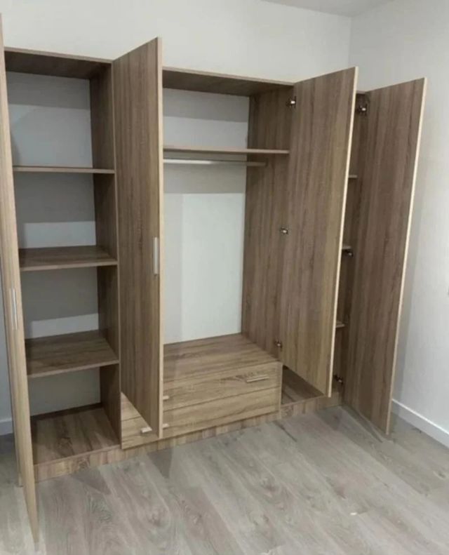 Guarda-roupas de madeira - 3 cores