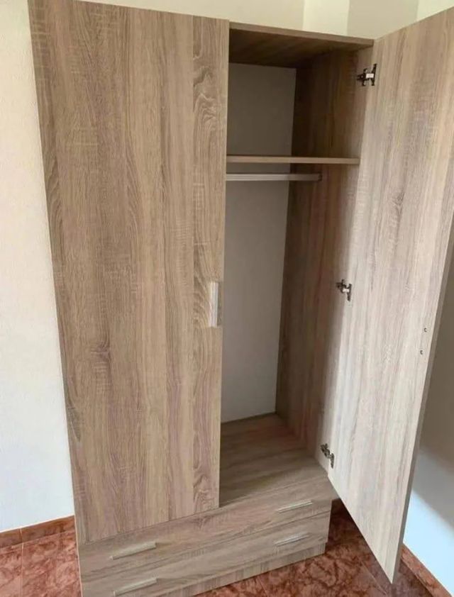 Guarda-roupas de madeira - 3 cores