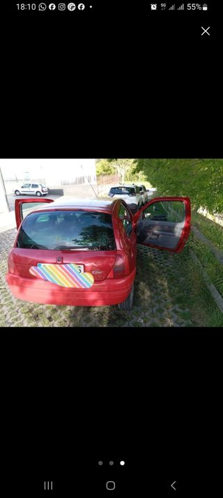 Renault Clio 2000