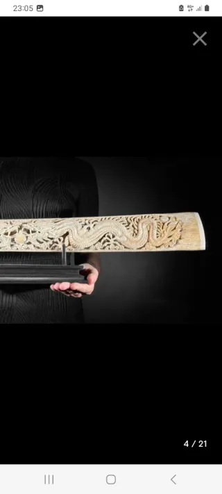 Pieza tallada a mano