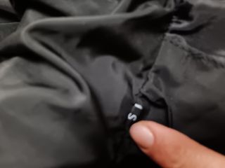 Giacca smanicata con cappuccio