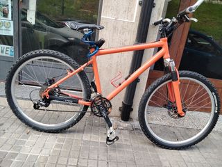Bicicleta naranja